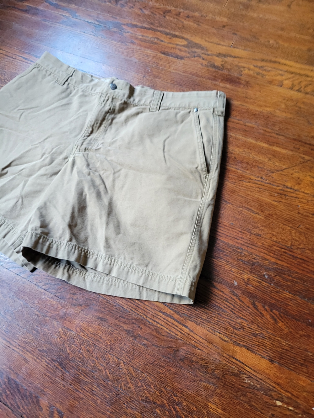 Columbia Men Size 40W 8L Flat Front Cargo Khaki Tan Shorts Workwear, Hiking - Picture 4 of 17